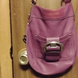Ladies B. Makowsky Leather Crossbody Purse